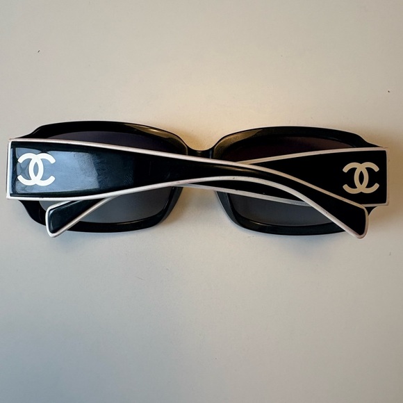 Authentic Chanel Sunglasses with box. - Picture 9 of 11